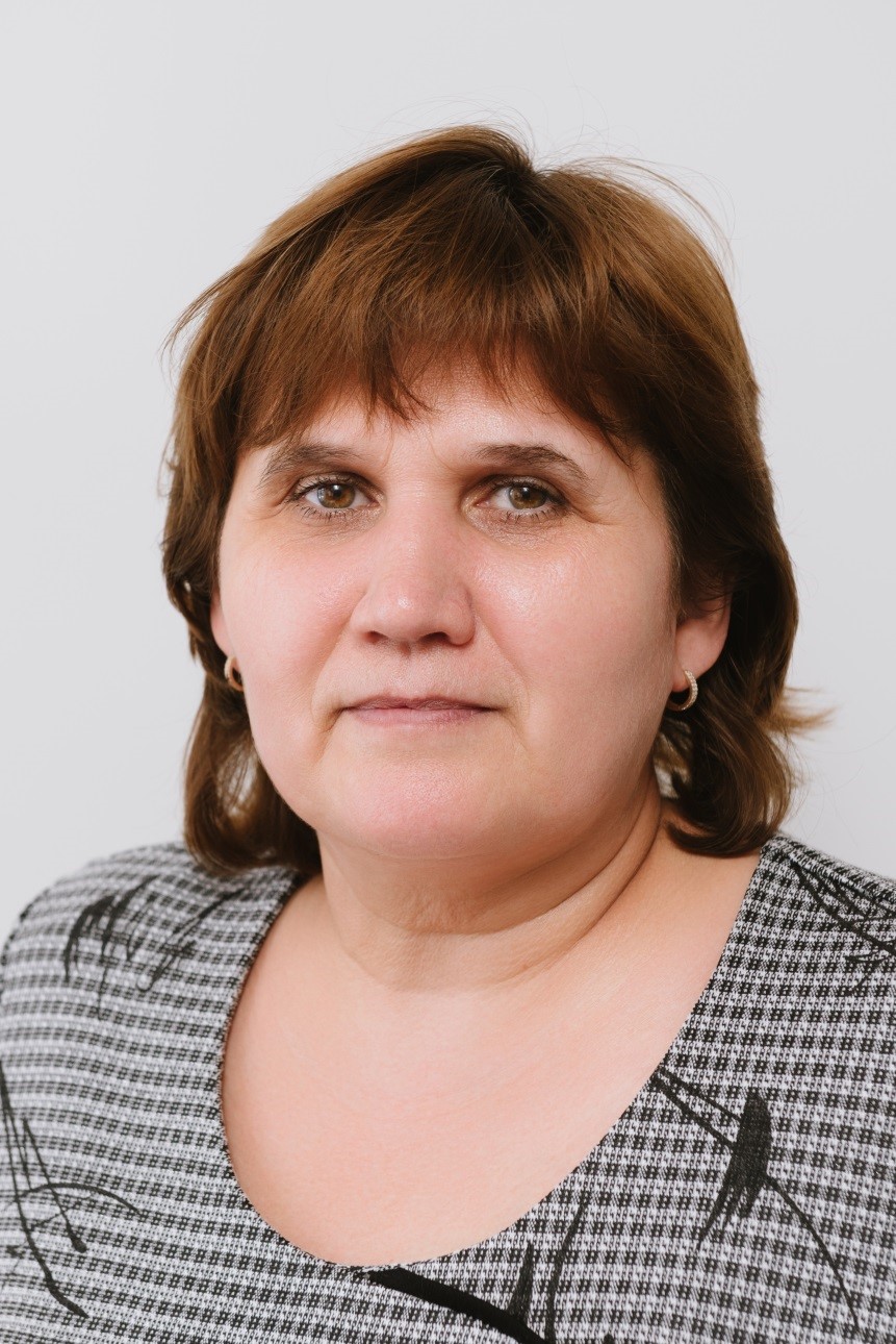 Латушкина Елена Тихоновна.